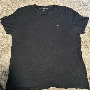 Tommy Hilfiger t shirt